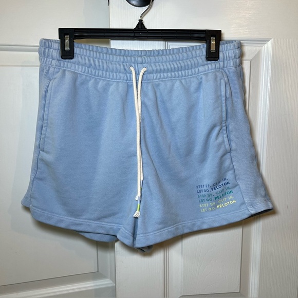 Pelatpn Women’s Medium Sweat Shorts Light Blue Elastic Waist Drawstring Pockets - Picture 1 of 6